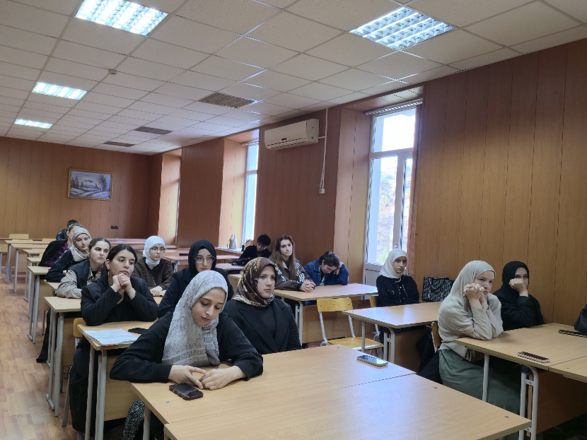 В ДГУ обсудили информационную безопасность молодежи