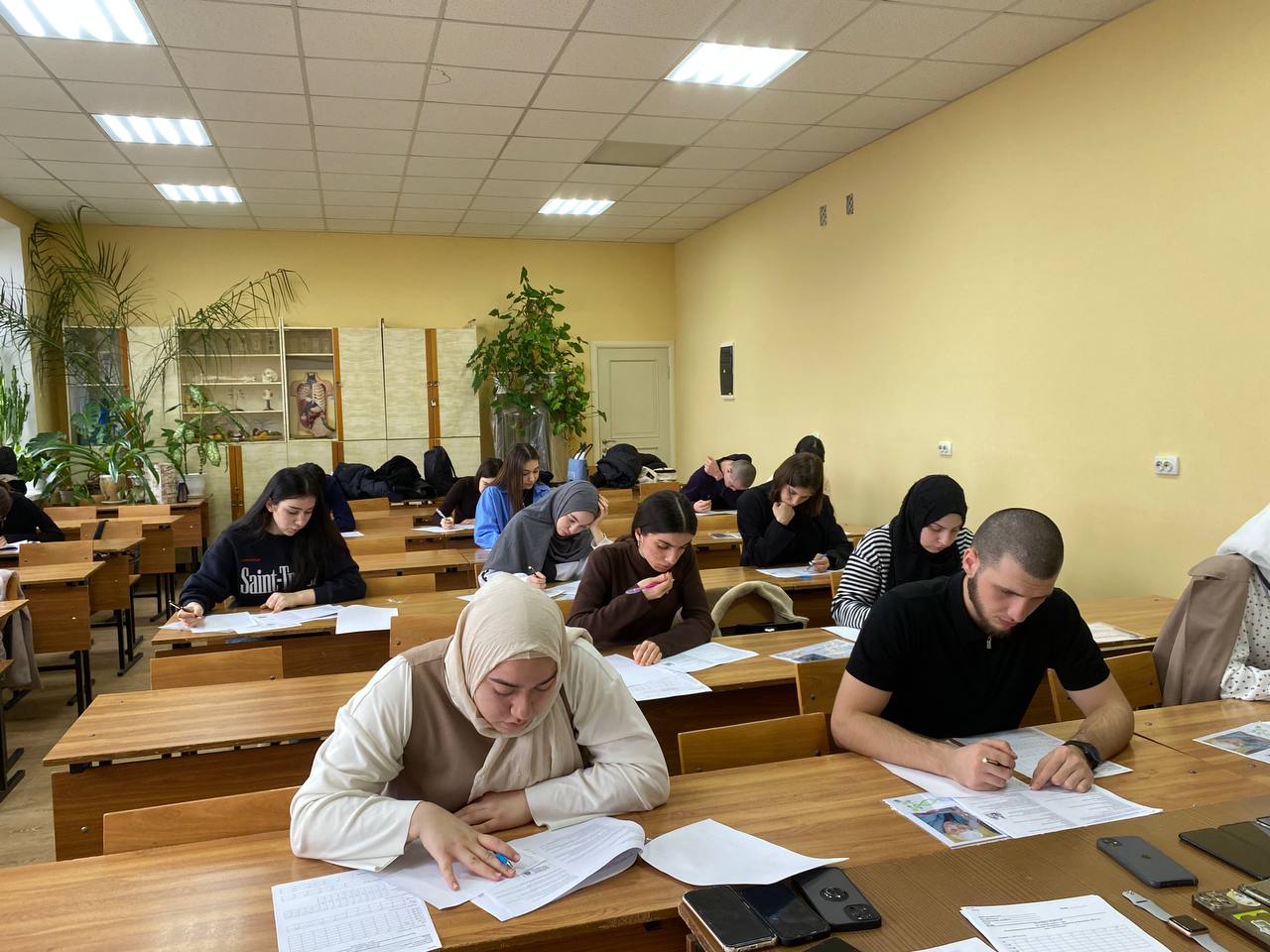 Межвузовская олимпиада прошла на биологическом факультете ДГУ